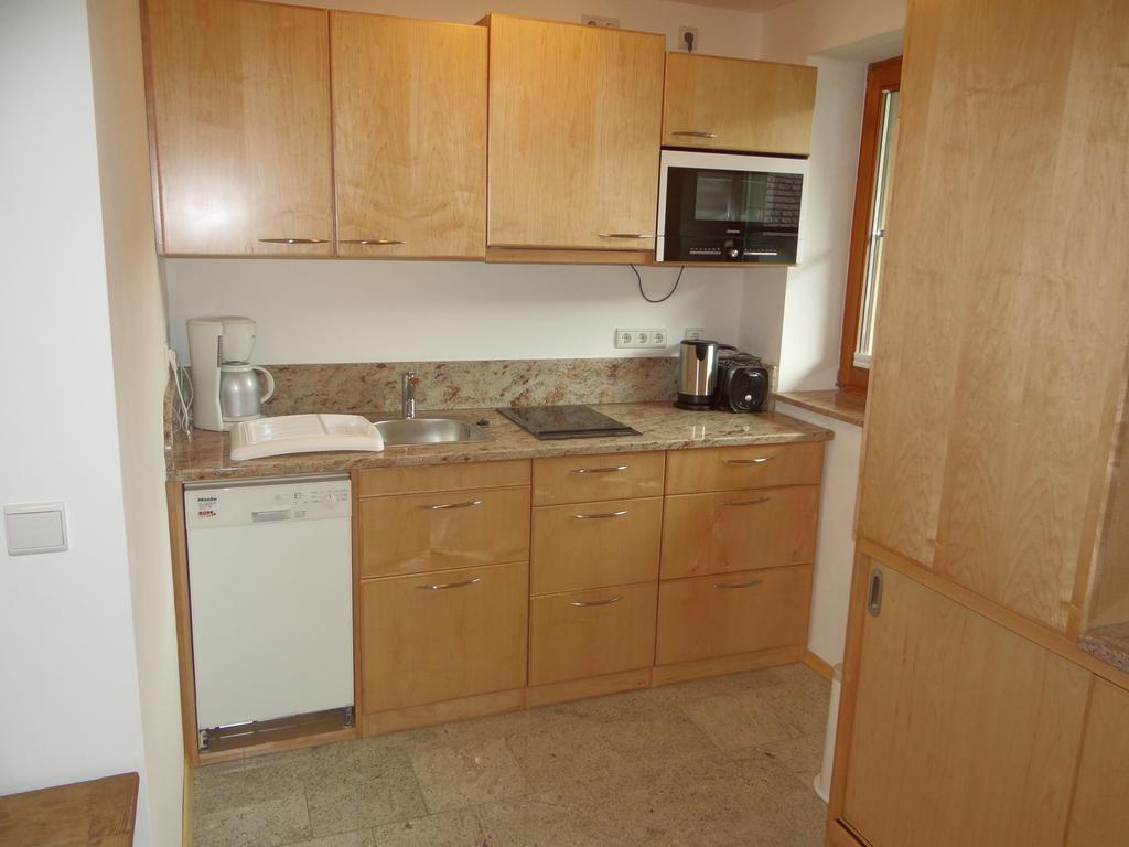 Appartement Haus Edelweiss à Sankt Margarethen im Lungau Chambre photo