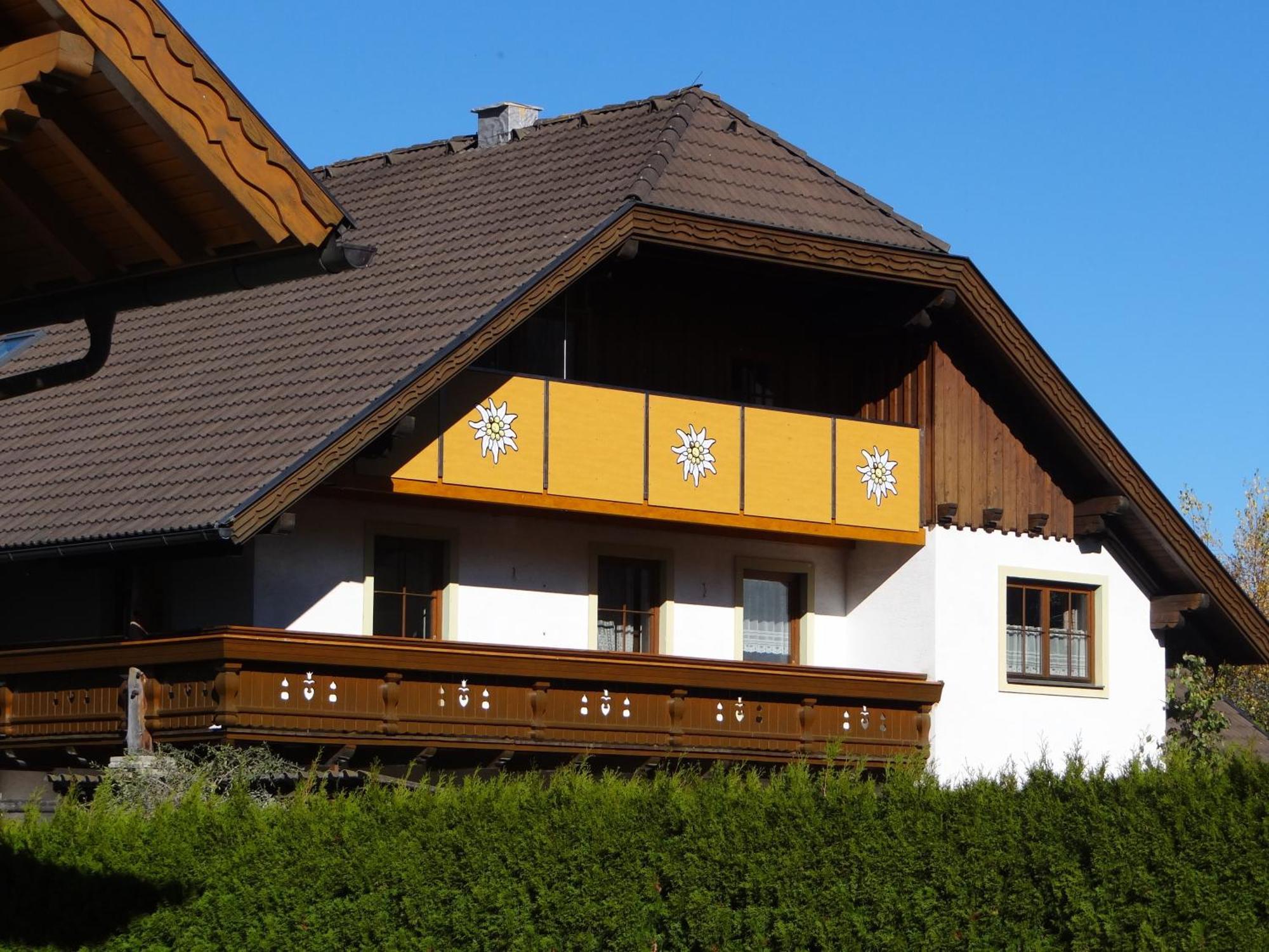 Appartement Haus Edelweiss à Sankt Margarethen im Lungau Extérieur photo