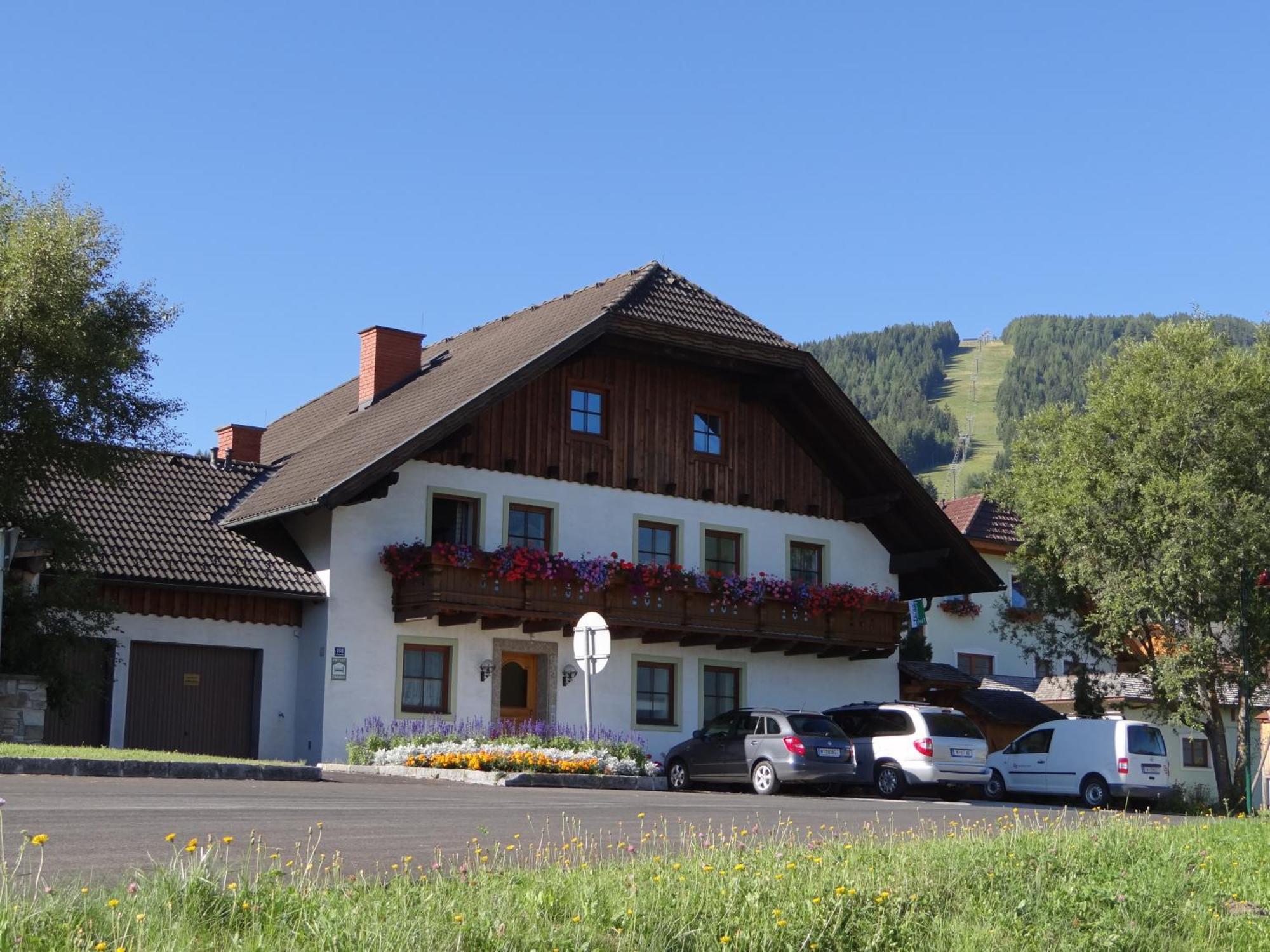 Appartement Haus Edelweiss à Sankt Margarethen im Lungau Extérieur photo